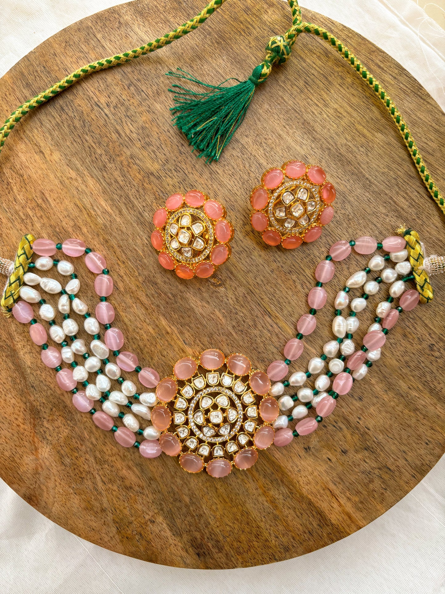 Monalisa Kundan Haar