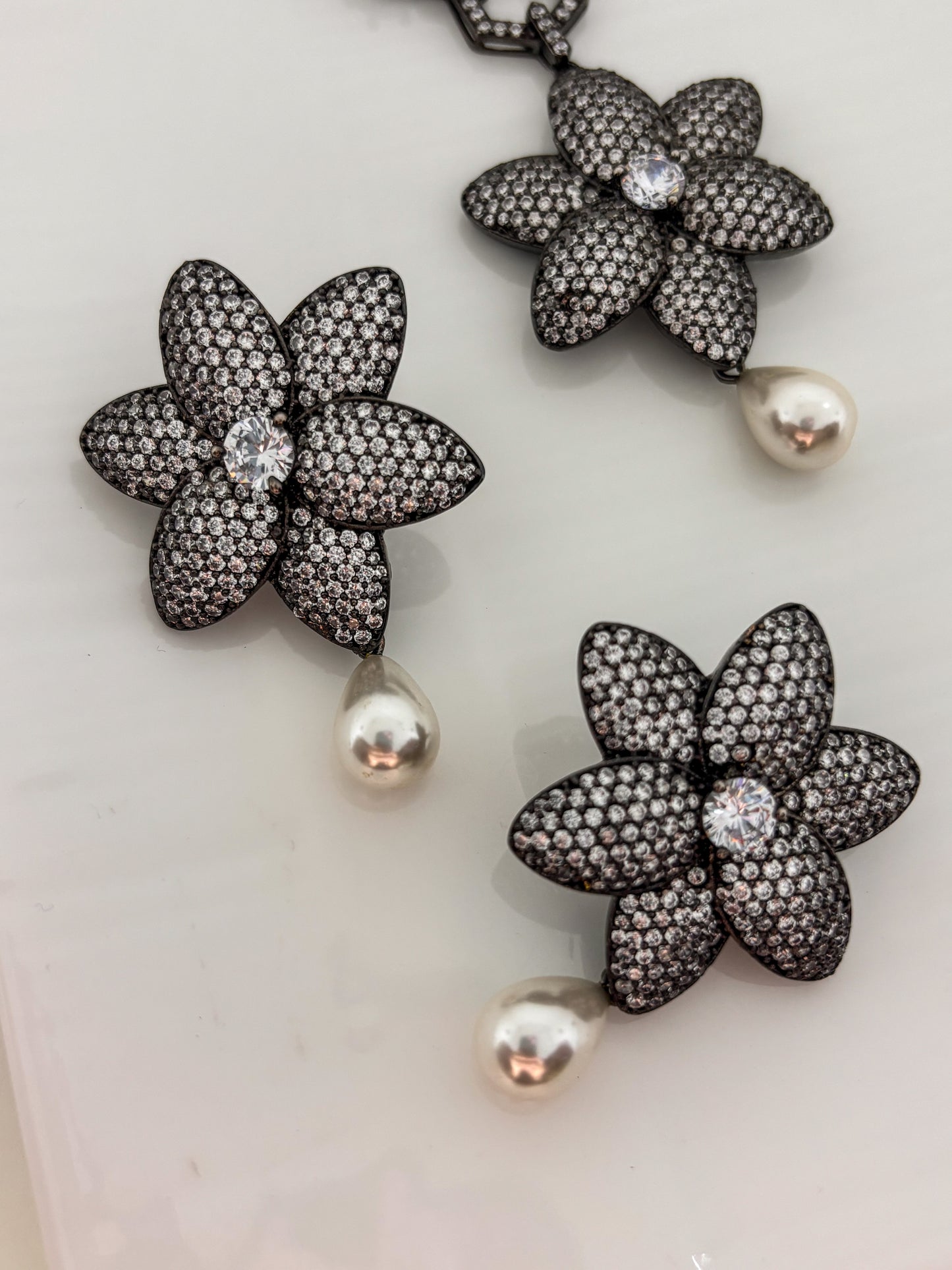 Elegant Blossom Necklace Set