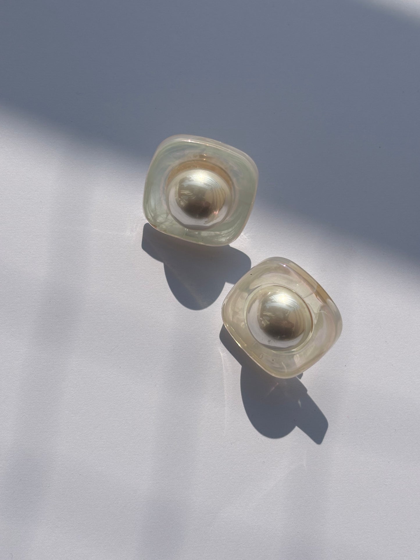 Nova Pearl Stud