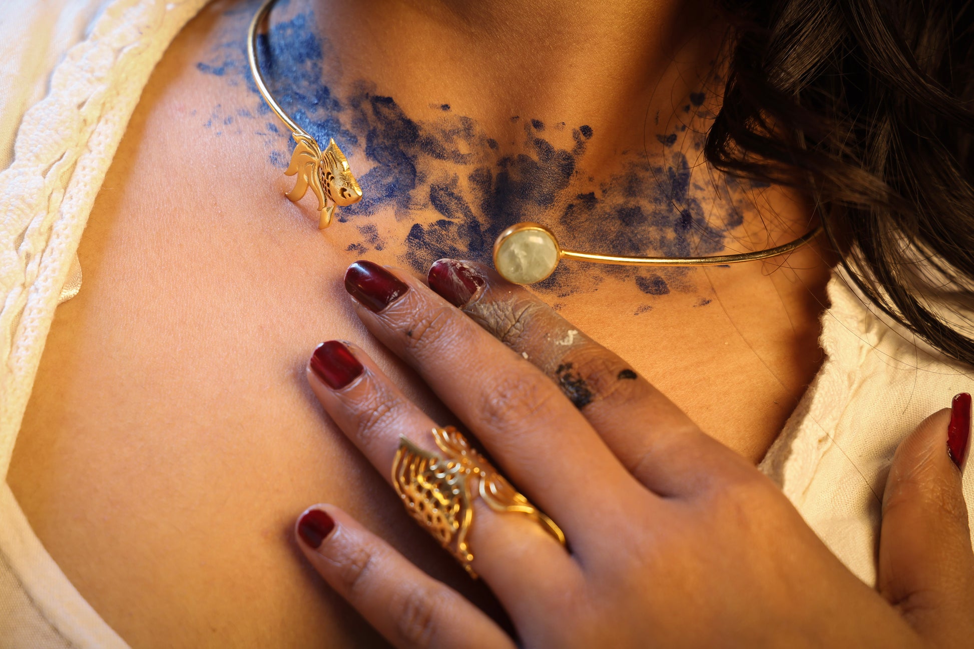 Golden Flow of Grace Choker