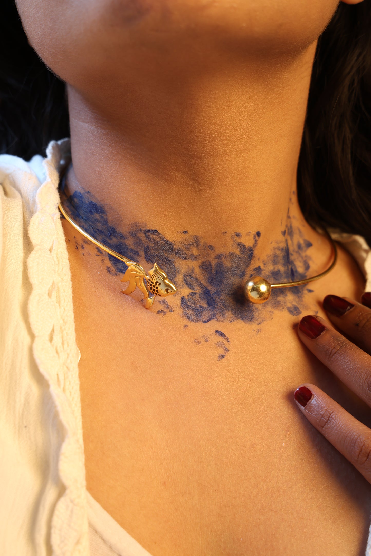 Flow of Radiance Choker