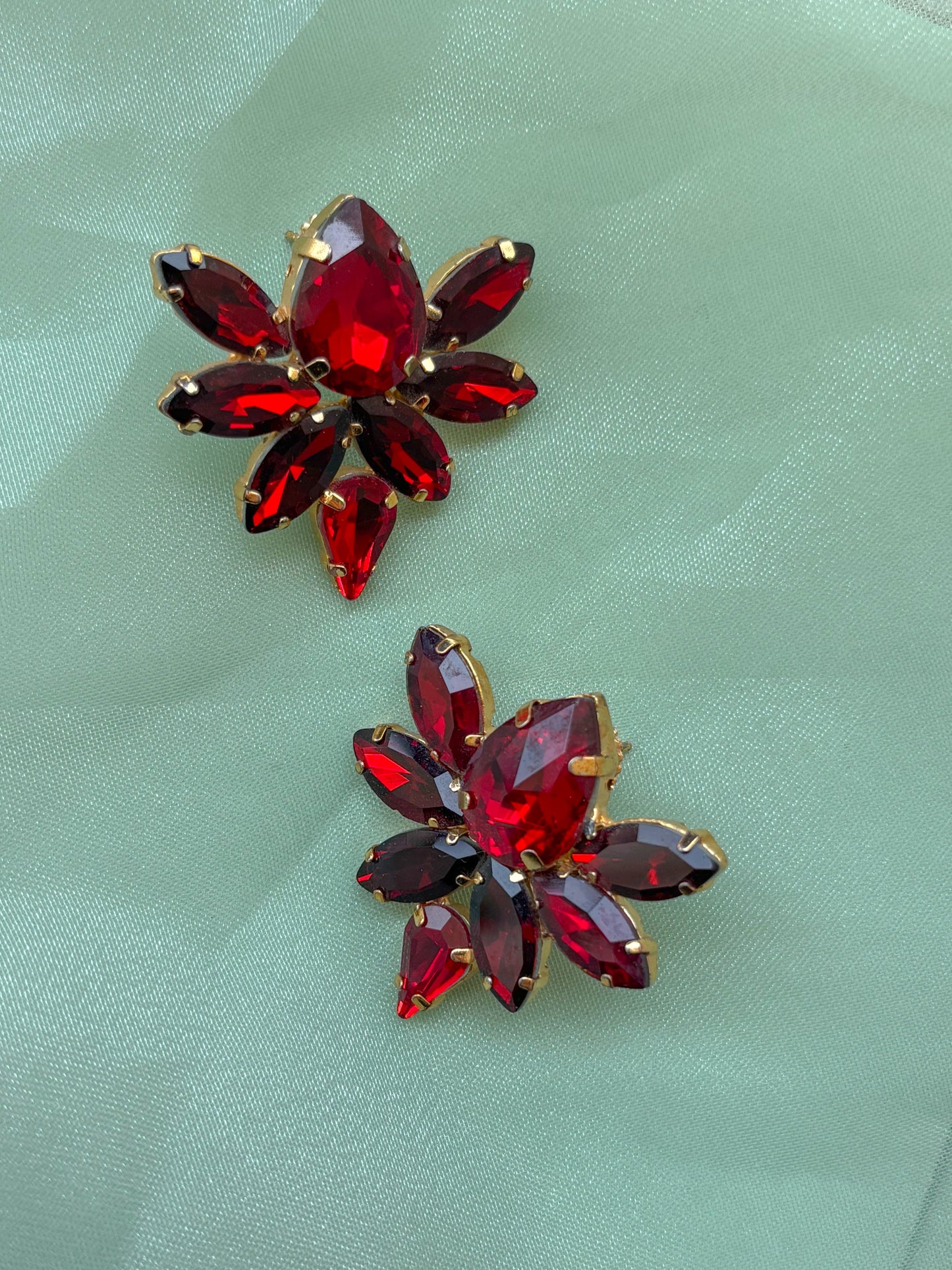 Red Raven Petals