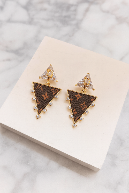 Triangular Brown and Gold Earrings – Geometric Elegance with Luxe Finish