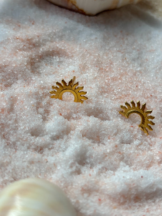 Solar Radiance Golden Studs