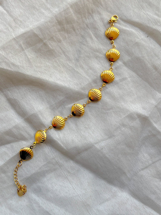 Golden Seashell Charm Bracelet