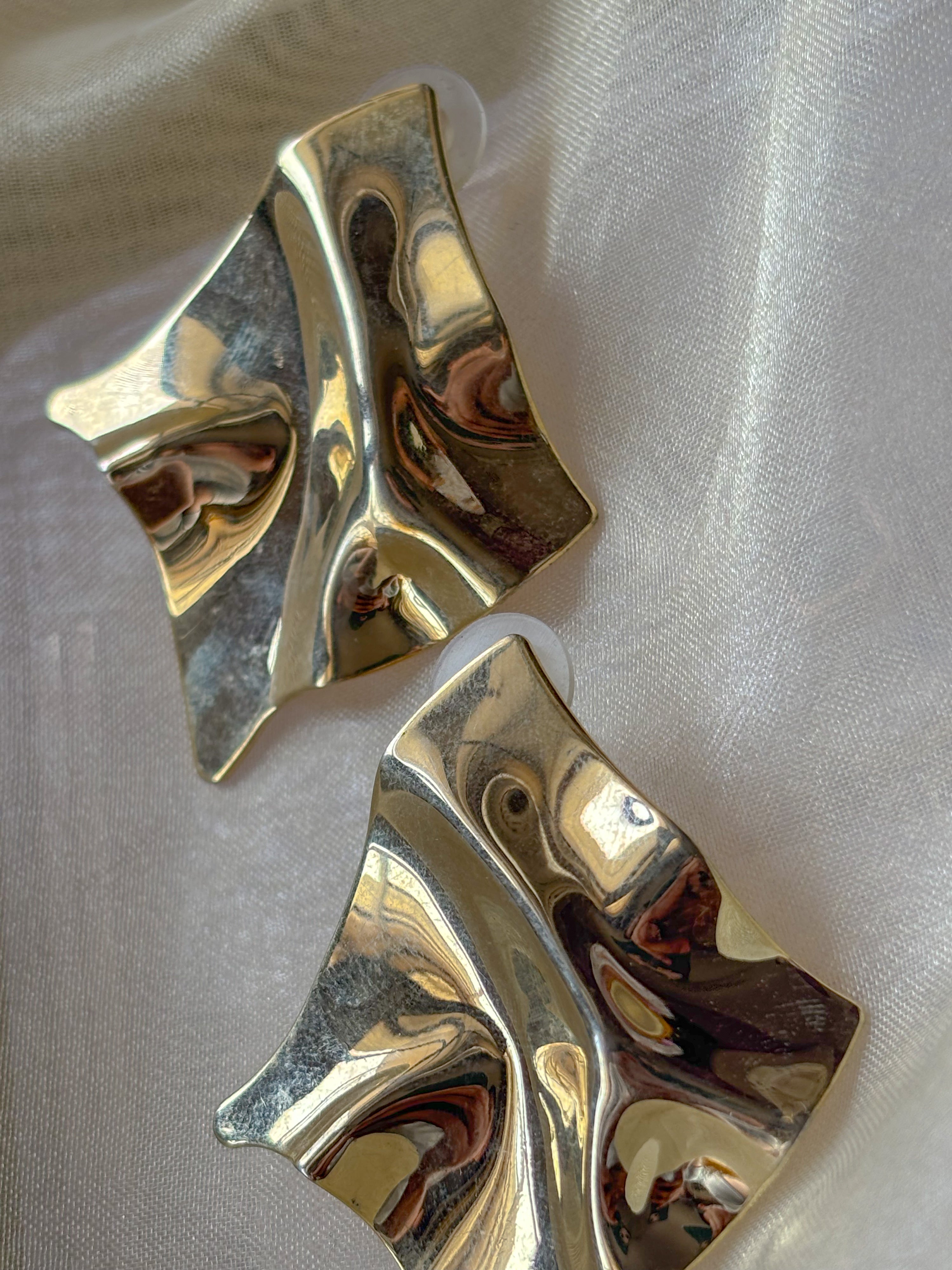 Gold Ripple Earrings