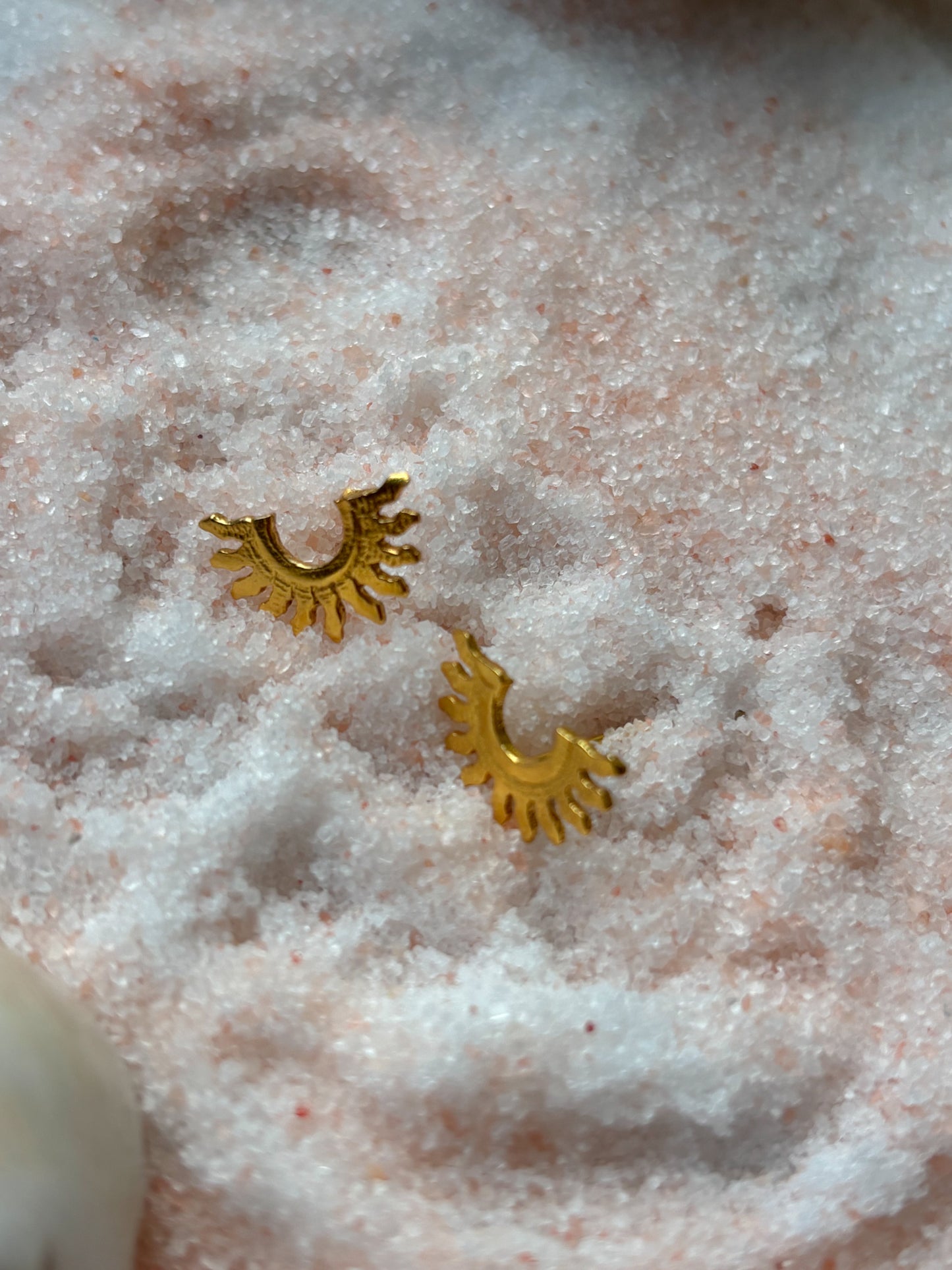 Solar Radiance Golden Studs