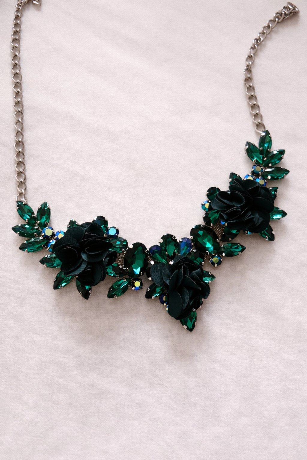 Emerald Muse Floral Necklace