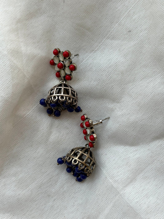 Kiara Neela Jhumki