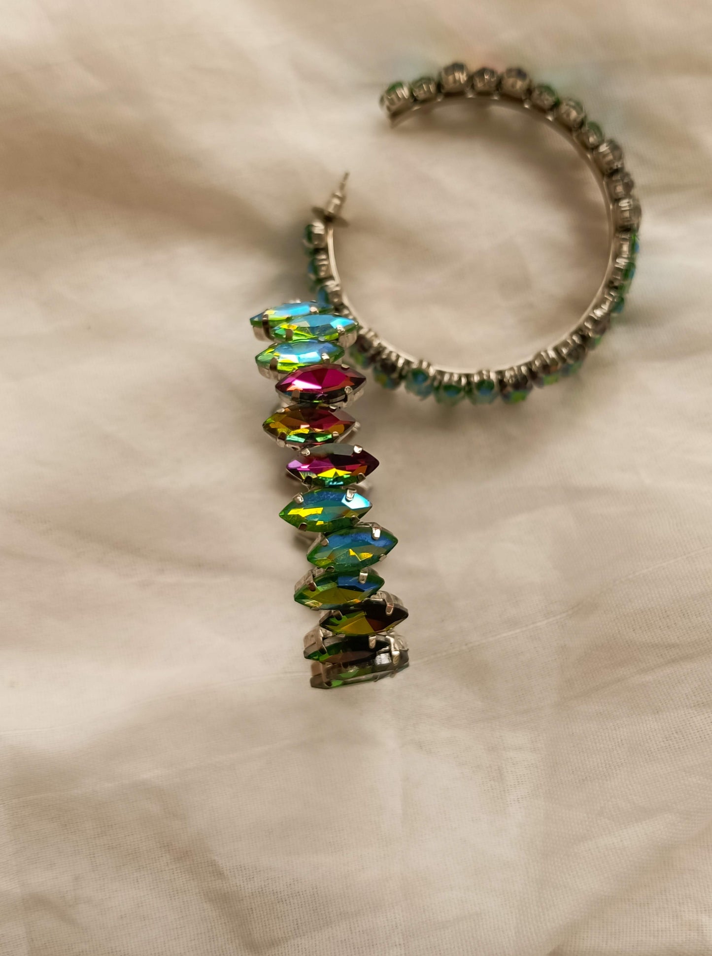 Chromatic Hoops