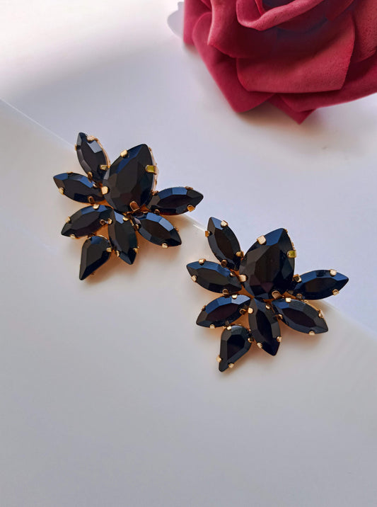 Black Raven Petals