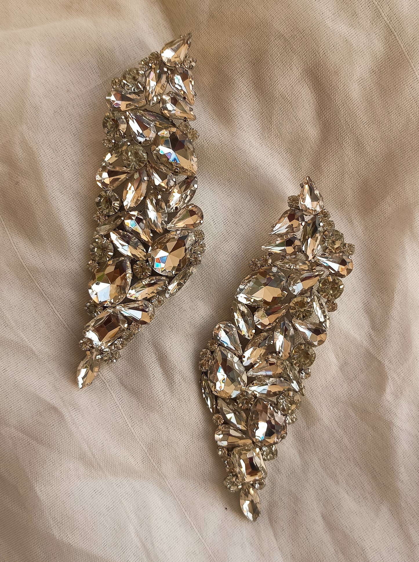 Elongated Drama Danglers